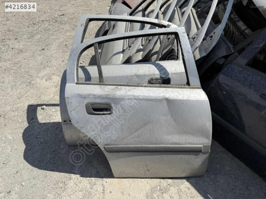Opel astra g sağ arka kapı