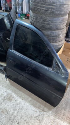 Opel Vectra B Sağ Ön Kapı Yeşil Renk