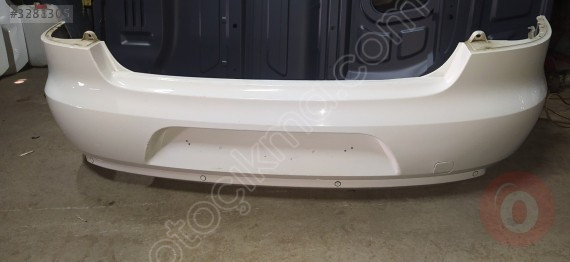 Skoda SuperB Sökme Arka Tampon (Orjinal)