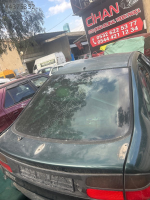 Laguna bagaj dolu cam