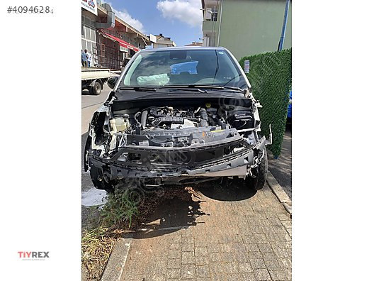 OPEL CROSSLAND SAĞ ARKA KAPI BÜTÜN KAPORTA AKSAMI MEVCUT
