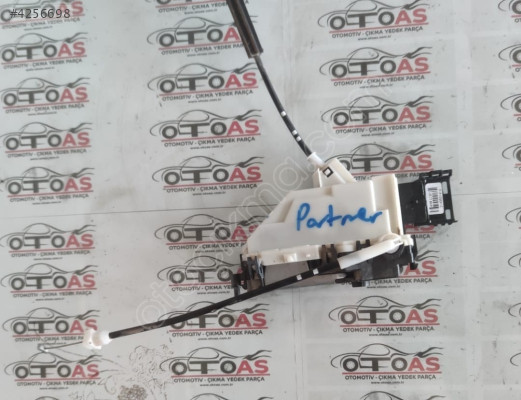 PEUGEOT PARTNER SAĞ ÖN KAPI KİLİDİ 1437A180712