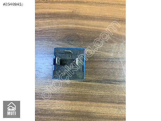 Sinyal Flaşör Dörtlü Rölesi Fiat 719075
