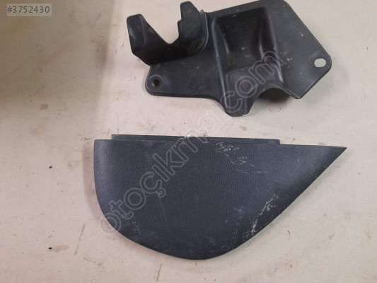 VOLKSWAGEN GOLF 6 TORPİDO SAĞ YAN BAKALİT