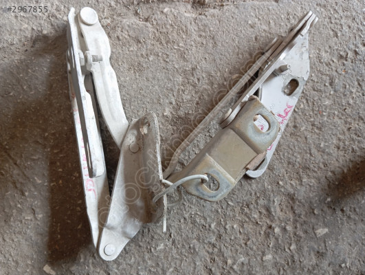 Mercedes W906.Kaput menteşesi 9067500121