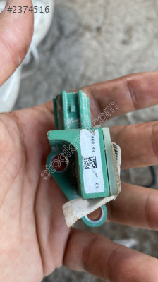 3C0909606C vw passat b6 airbag sensörü