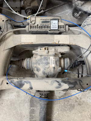 BMW X6 X5 ARKA DEFRANSİYEL ÇIKMA ORJİNAL 3.15 7636996