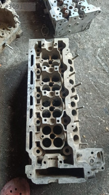 Opel astra G2.0    R9128018 SİLİNDİR KAPAĞI