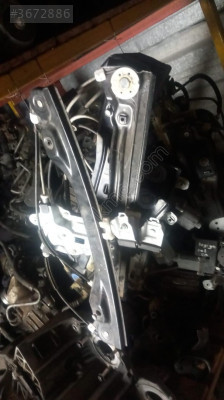 OPEL ASTRA J SAG ÖN CAM KRİKOSU.OTO ERKAN ÜNYE