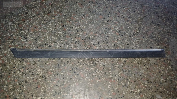 1999-2004 Peugoet 406 sağ arka kapı çıtası nikelajlı