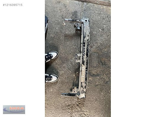 SEAT LEON TAMPON DEMİRİ