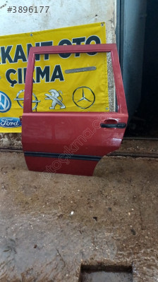 Fiat UNO Modeli İçin Sol Arka Kapı Çıkma Parçası