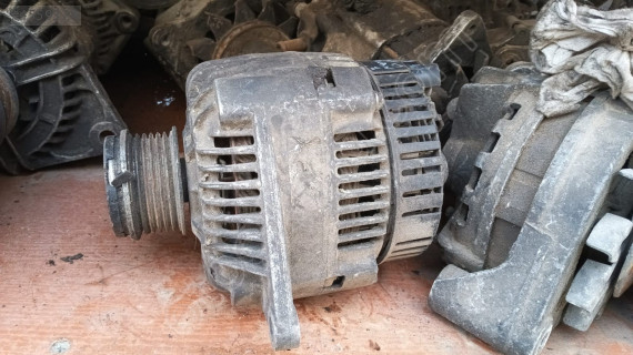 Renault megan 1 şarz dinamosu