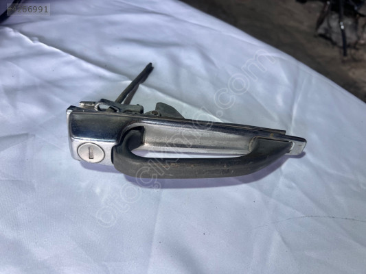 W123 MERCEDES SOL DIŞ KAPI KOLU ÇIKMA ORJİNAL HATASIZ