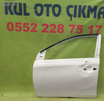 toyota Auris sol ön kapı