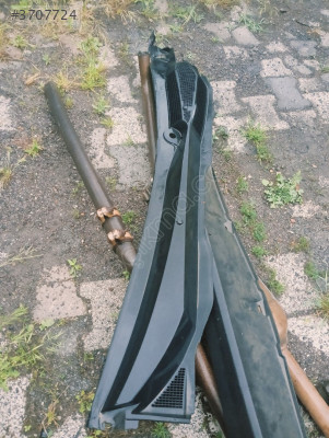Opel Astra g silecek ızgarası