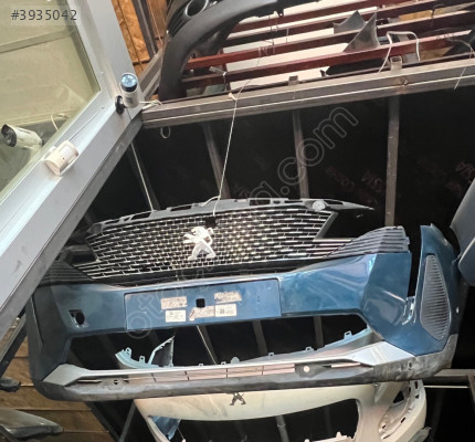 Peugeot 3008 çıkma ön tapon