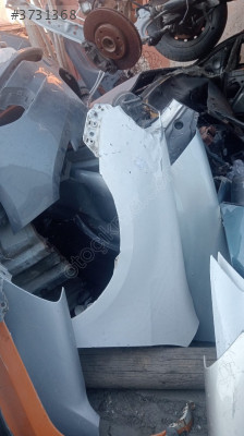Golf 6 sol ön çamurluk çıkma