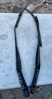 RENAULT FLUENCE ÖN CAM SİLEGEÇ KOLLARI