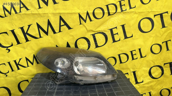 DACİA SANDERO SAG FAR