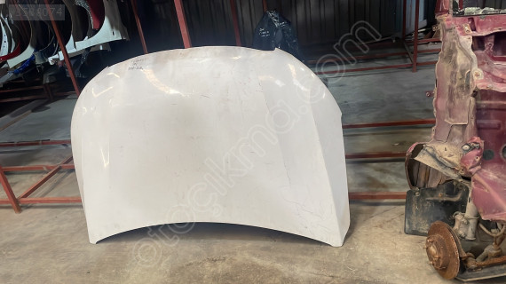 Peugeot 301 ön kaput