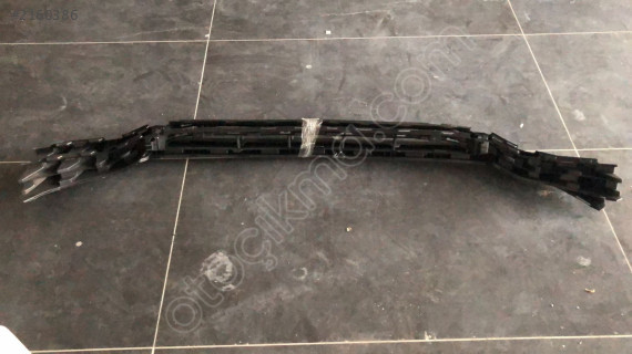 MERCEDES E W213 EXCLUSİVE BASİS ÖN TAMPON TAŞIYICI BRAKETİ 2
