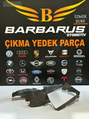 AUDI Q7 TURBO RADYATÖR ÇERÇEVESİ 4L0117335