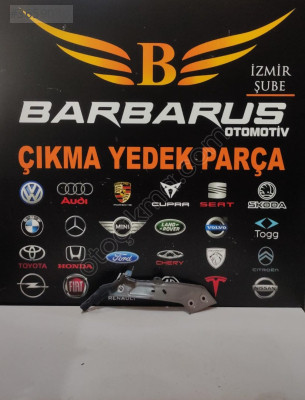 Renault Megane 4 Sağ Far Bağlantı Sacı - 631406423R