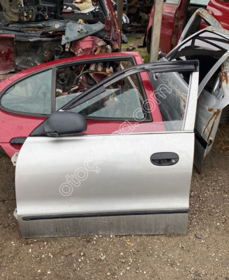 HYUNDAİ ACCENT SOL ÖN KAPI ORJİNAL EYUPCAN OTO’DA