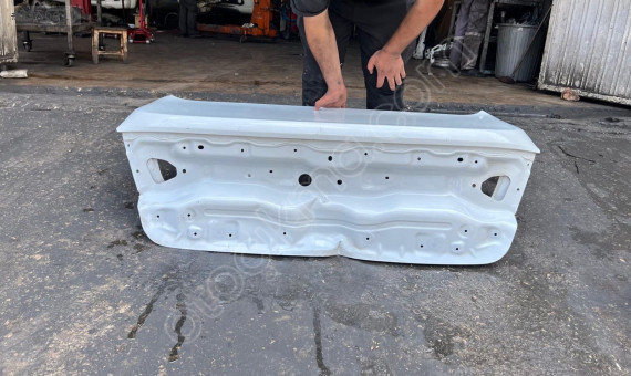 RENAULT MEGAN 4 BEYAZ BAGAJ KAPAĞI ORJINAL