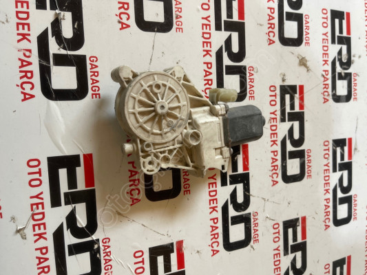 Mercedes Benz E-Serisi W211 Ön koltuk motoru A0068205742