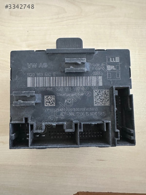 AUDİ A3 SPORTBACK KAPI MODÜL 5Q0959592