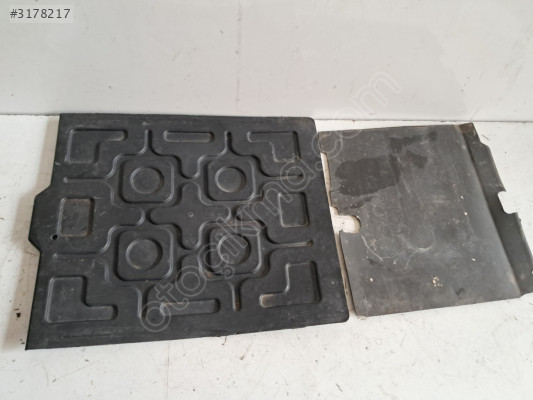 FORD TRANSİT AKÜ KAPAĞI VE ALTI