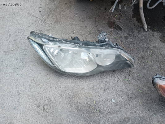 Honda Civic eski kasa sağ far