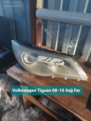 Volkswagen Tiguan 08-10 Sağ Far