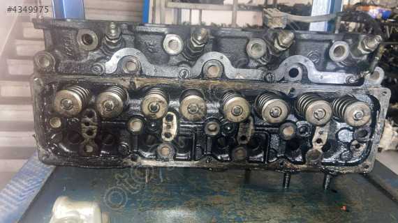 PİCKUP 2.7 SİLİNDİR KAPAĞI