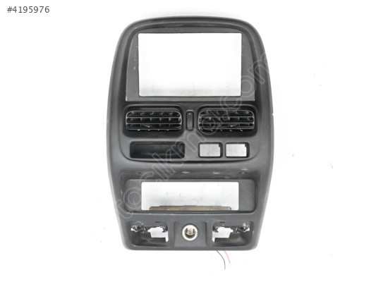 Nissan Navara D22 Orta Kalorifer Izgarası Difüzör Teyp Çerçevesi