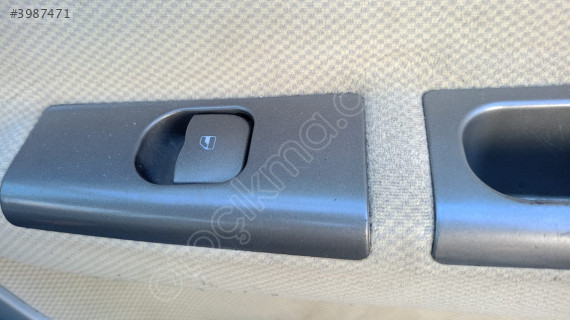 chery kimo sağ ön kapı cam düğmesi