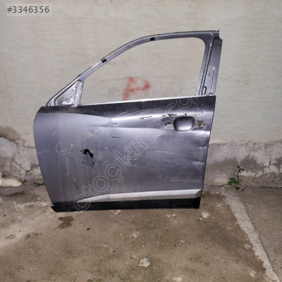 Peugeot 2008 sol ön kapı