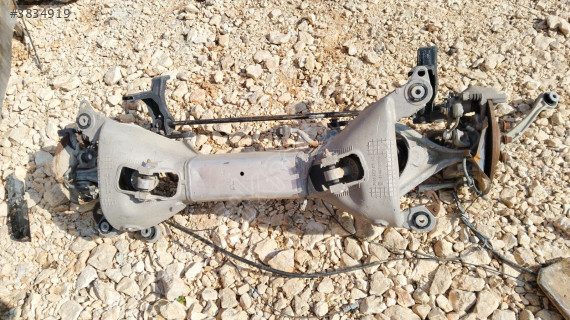 PEUGEOTR 508 1,6 ARKA DİNGİL ÇIKMA