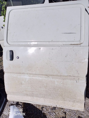 MITSUBISHI L300 SOL ARKA SÜRGÜLÜ KAPI ORIJINALL ÇIKMA
