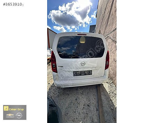 OPEL COMBO E DOLU BAGAJ KAPAĞI ÇIKMA SÖKME YEDEK PARÇA