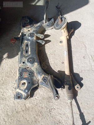Ford Fiesta direksiyon kutusu 8V51-3200 CJ