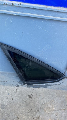 FORD FOCUS 2012-2017 ÇIKMA ORJİNAL SOL ARKA KELEBEK CAMI