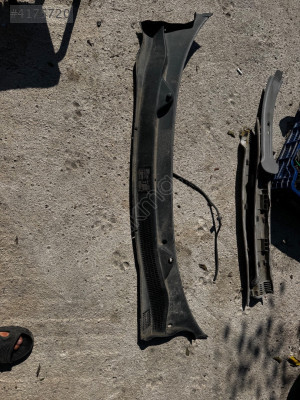 Opel Corsa D Ön Cam Izgarası Orjinal