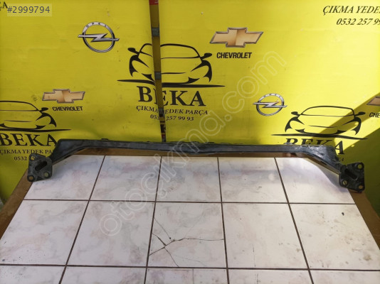 OPEL İNSİGNİA B RADYATÖR ALT TRAVERSİ ÇIKMA ORJİNAL YEDEK PARÇA