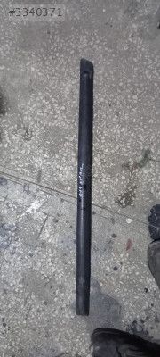 Renault 19 sol arka kapı çıtası