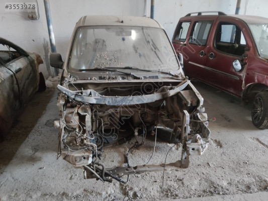 FORD TOURNEO CONNECT ARACIMIZ PARÇA PARÇA SATILIKTIR