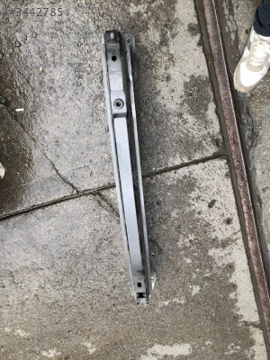 2011-2015 FORD FOCUS ARKA TAMPON DEMİRİ ORJİNAL ÇIKMA