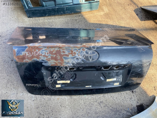 OTO CEM'DEN ÇIKMA TOYOTA AVENSİS BAGAJ KAPAĞI